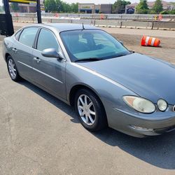 2005 Buick Lacrosse CXS (Clean Title)
