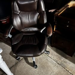 Free Furniture And More 