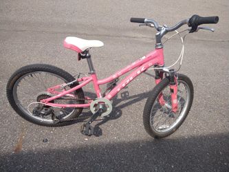 Schwinn 20" Girls Bike 6-speed