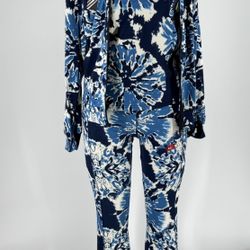Women’s Nike Sweatsuit