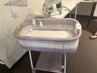 Simmons Baby Bassinet