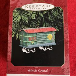 HALLMARK 1997 PRESSED TIN YULETIDE CENTRAL TOYS TRAIN CHRISTMAS ORNAMENT ‼️ See More HOT Items Here .... ‼️ Retail $19 ‼️
