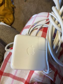 Apple Mac Book Pro Charger 