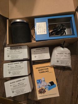 Lortone Single Barrel Rotary Rock Tumbler with Accessories