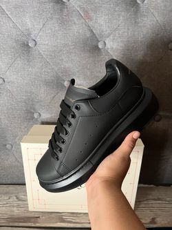 Alexander McQueen black