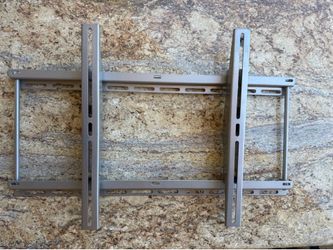 TV mounting bracket - heavy duty