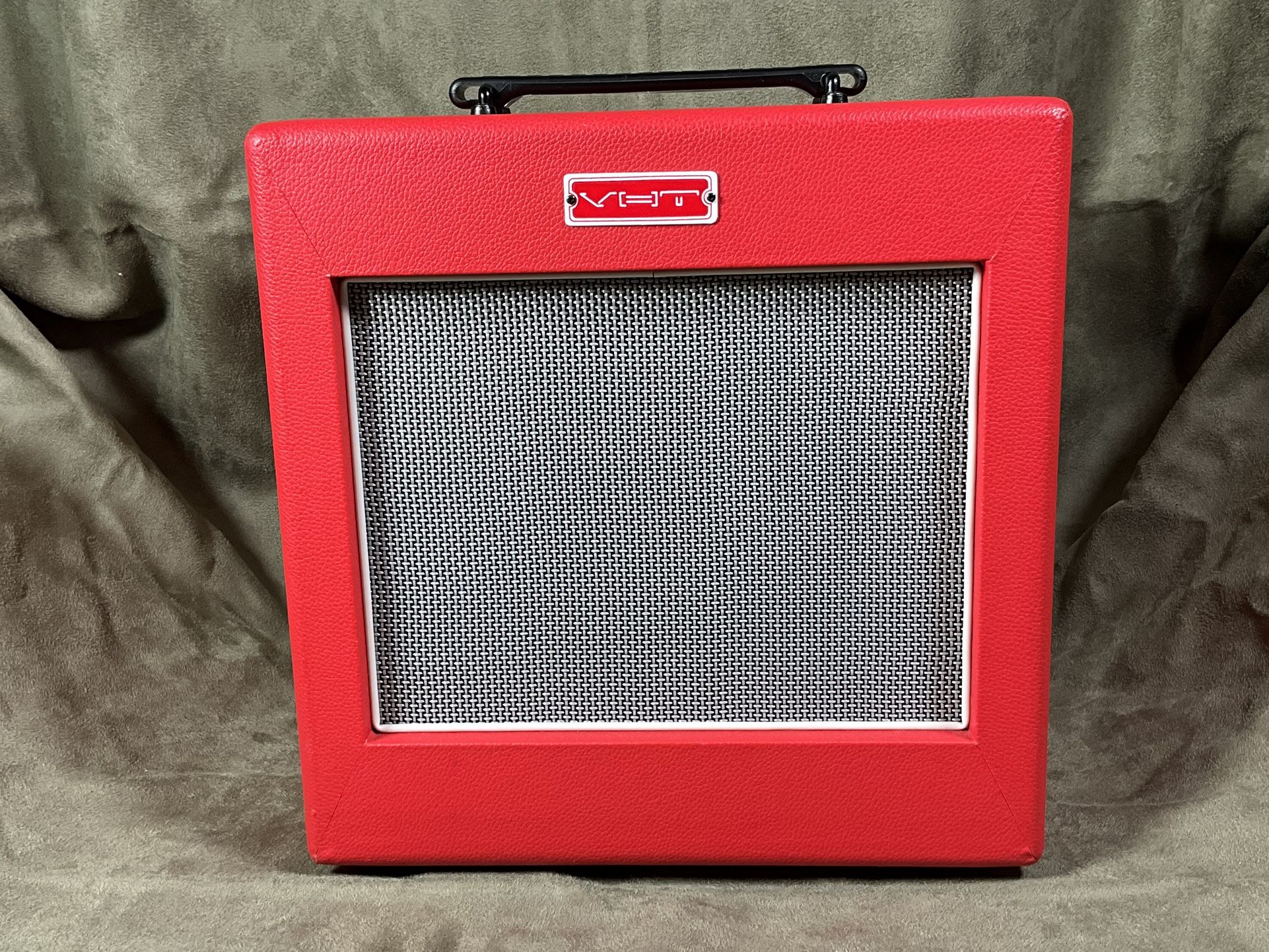 VHT Redline AV-RL-20R - 20 Watt - Combo Amp - 1x8” - Spring Reverb
