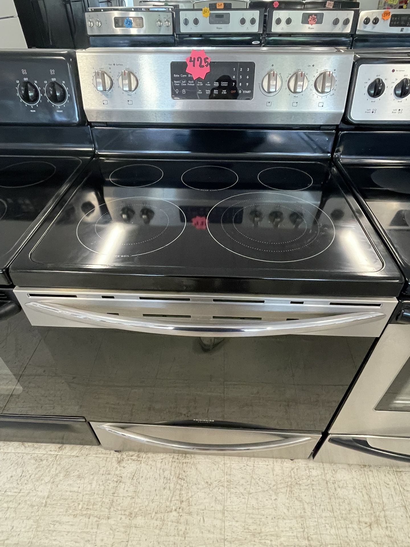 Frigidaire Electric Stove Used In Good Condition With 90days Warranty 