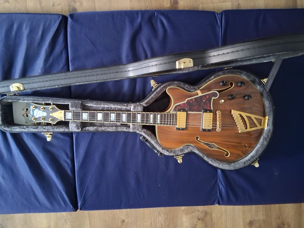 Deluxe SS (2017-18) D'Angelico
