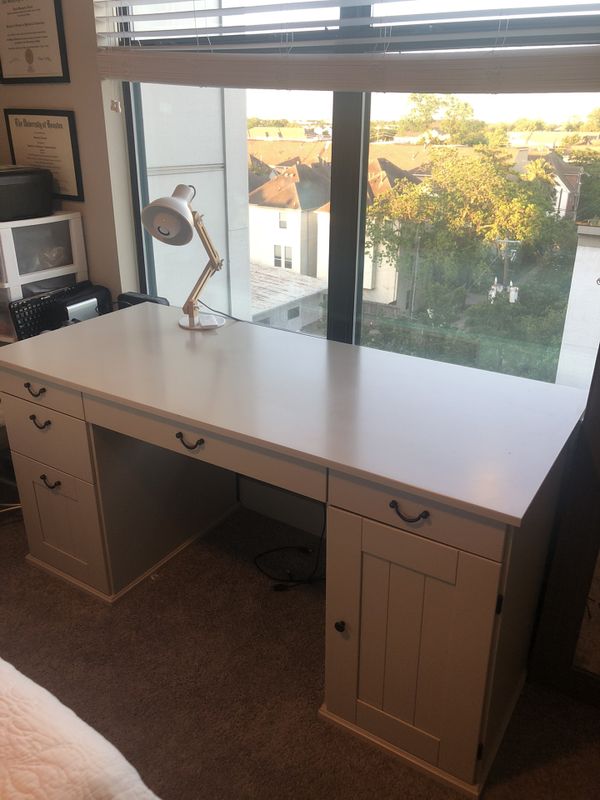 Cream Office Desk for Sale in Houston, TX OfferUp