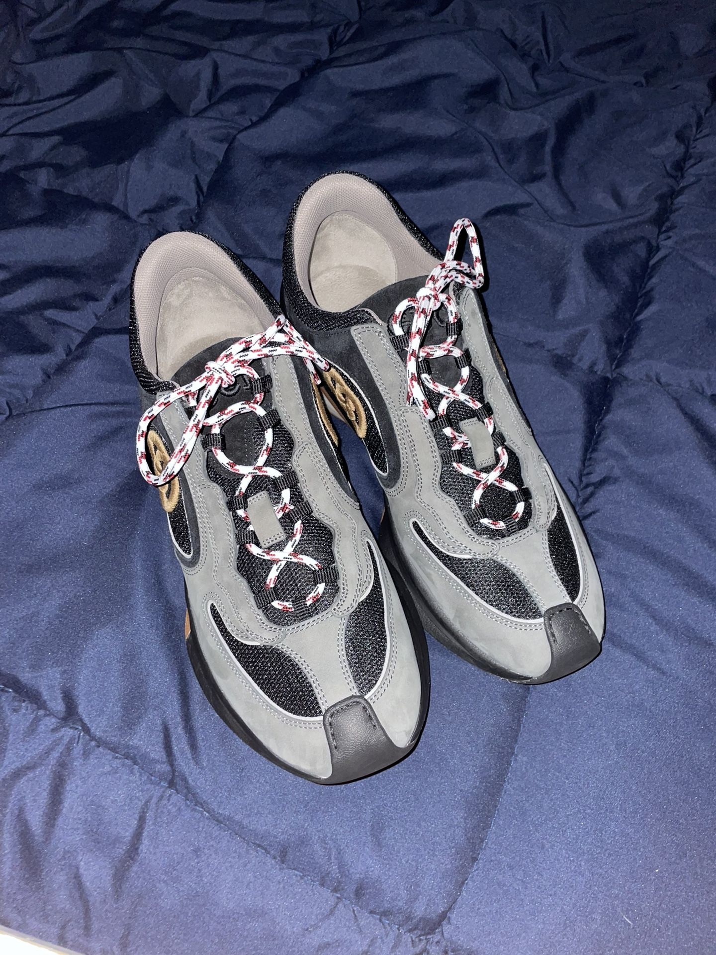 GUCCI SNEAKERS AUTHENTIC