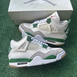 Jordan 4 SB Pine Green