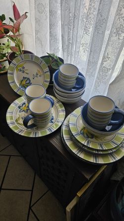 16pc Dinnerware
