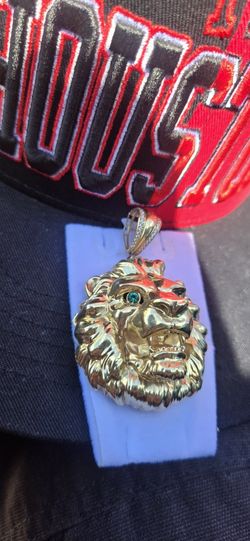 Lion Head Pendant