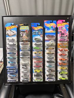 50 Car Hot Wheels Lot 1(contact info removed) – Massive Collection in Large Display Case – $125obo