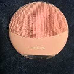 FOREO face massager