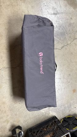 Baby play pen