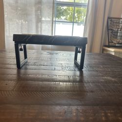 Elevated Bowl Holder