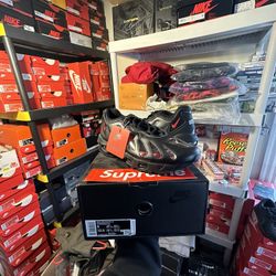 Supreme x Nike Air Max 96  Brand New! Size: 9