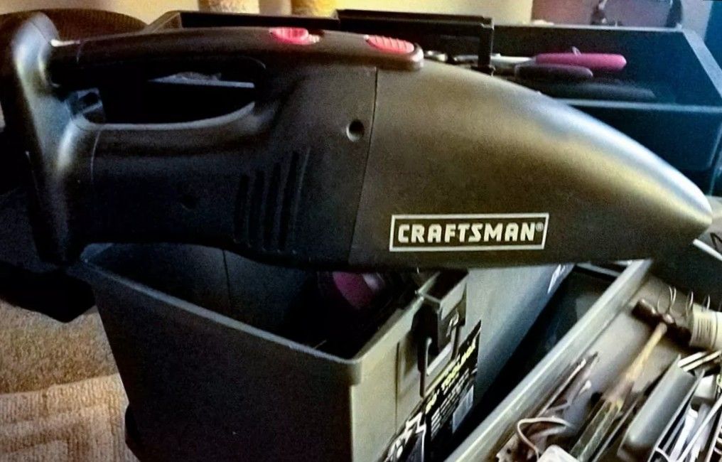 NEW 19.2 Volt Craftsman C3 Handheld Bagless Job Vac + Filters -