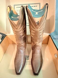 Tecovas woman’s boots the Annie size 7b