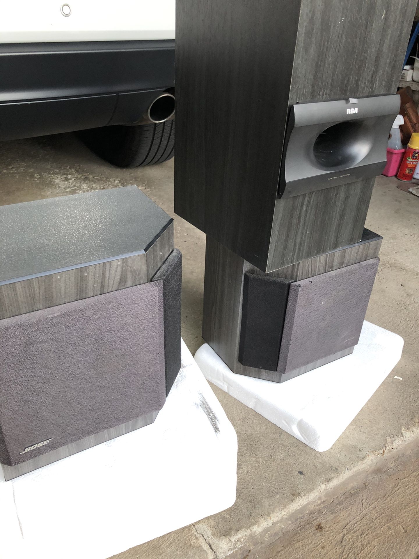 Pair of Bose 2001 speakers and sub woofer