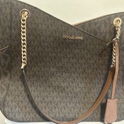 Michael Kors purse