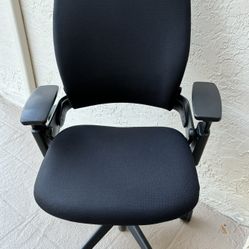 Steelcase Leap V2 Office Chair