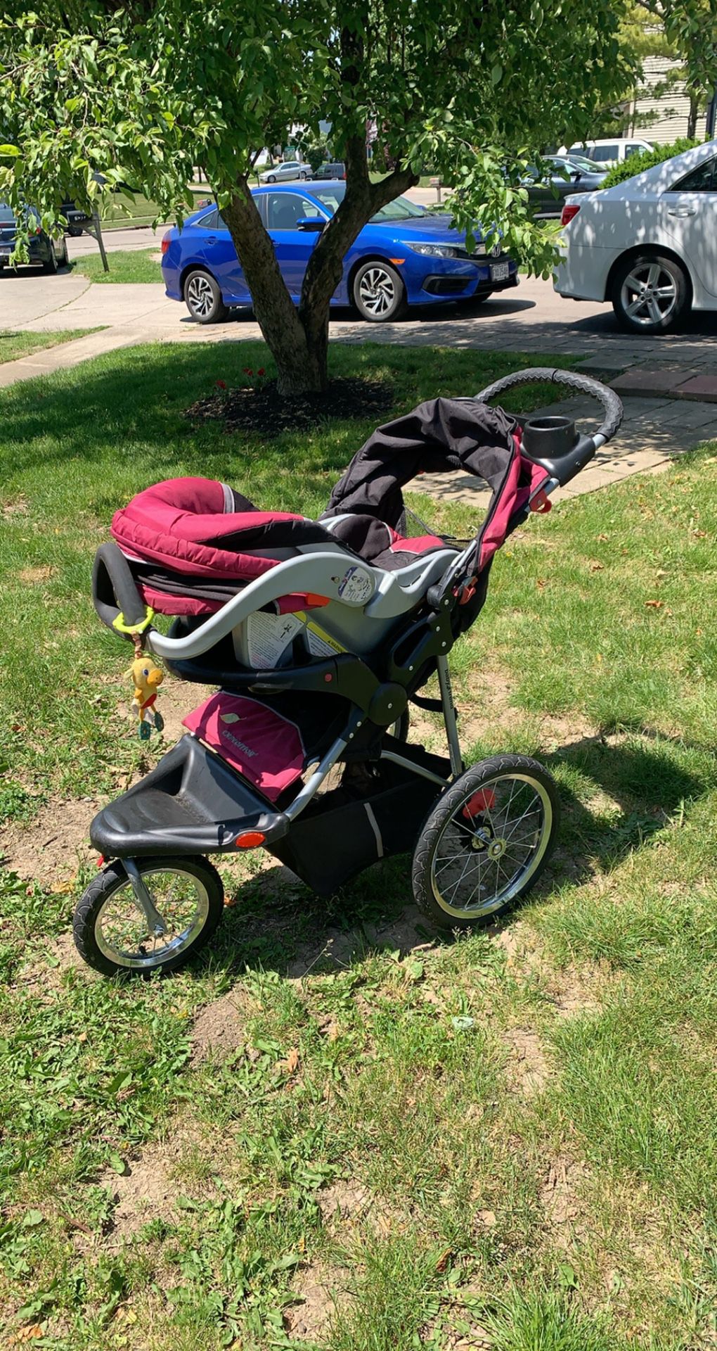 Stroller and car seat with car base