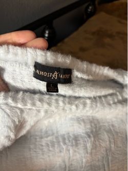 Women’s super soft cashmere sweater
