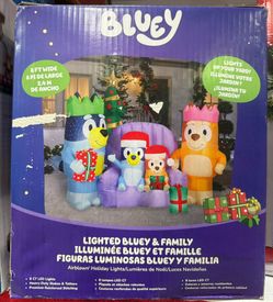 6.6’ Bluey Family Christmas Inflatable