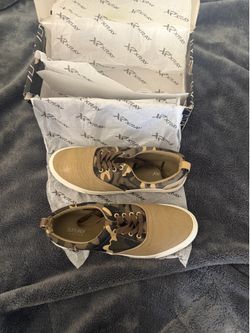 XRay Men’s Camo Sneakers – Size 10 – Excellent Condition