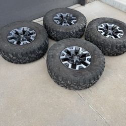 2019 toyota tacoma wheels and  tires