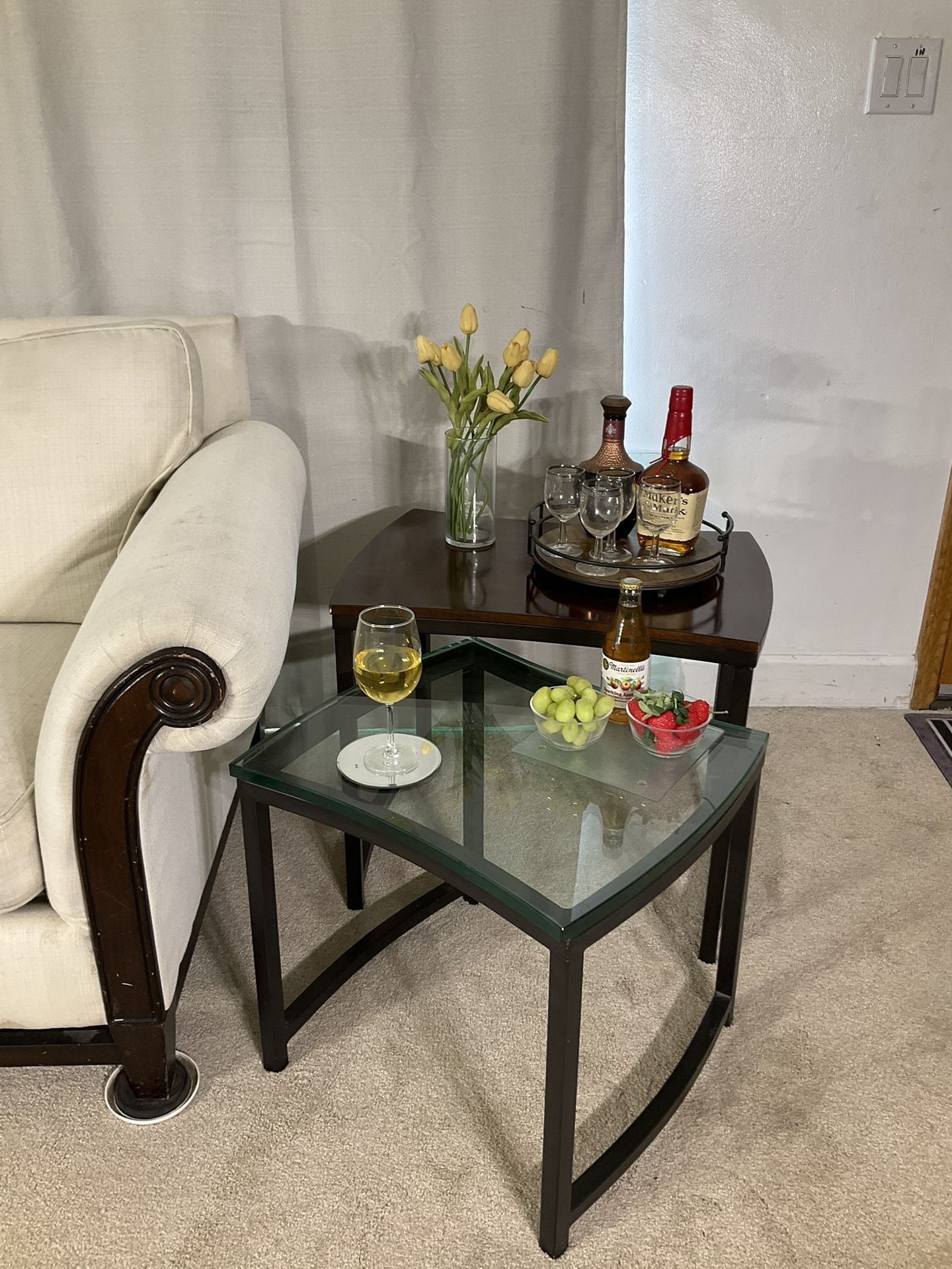 Nesting Tables / Accent Tables / End Tables / Side Tables / Coffee Tables (2) LIKE NEW