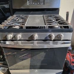 Ge Gas Oven 5 Burner Big oven 