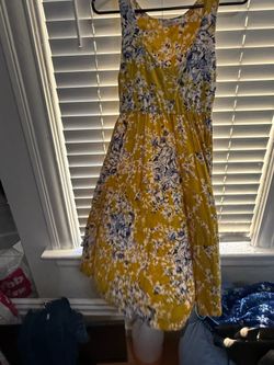 COCO Women’s Yellow Floral Midi Dress Size Small Sleeveless Spring Summer Dress