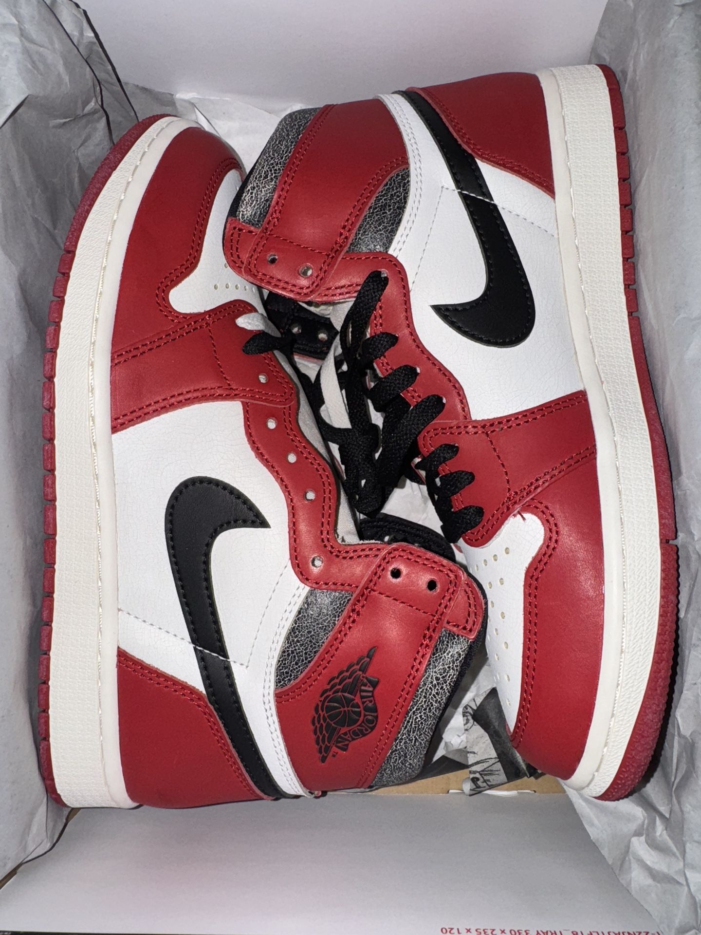 New Men’s Size 9.5 Jordan 1 High Chicago Lost And Found