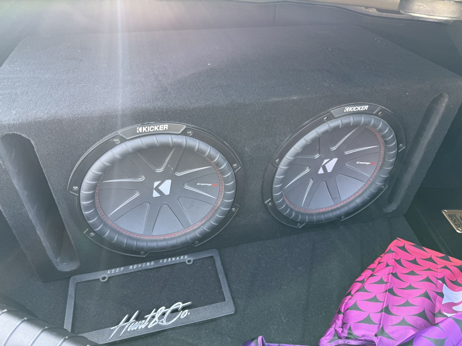 2 Kicker 12s And Amp