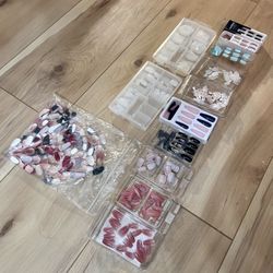 Bundle Of Glue On And Press Nails!