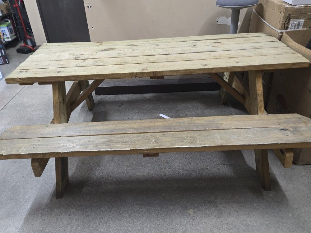 Wooden Table 6ft
