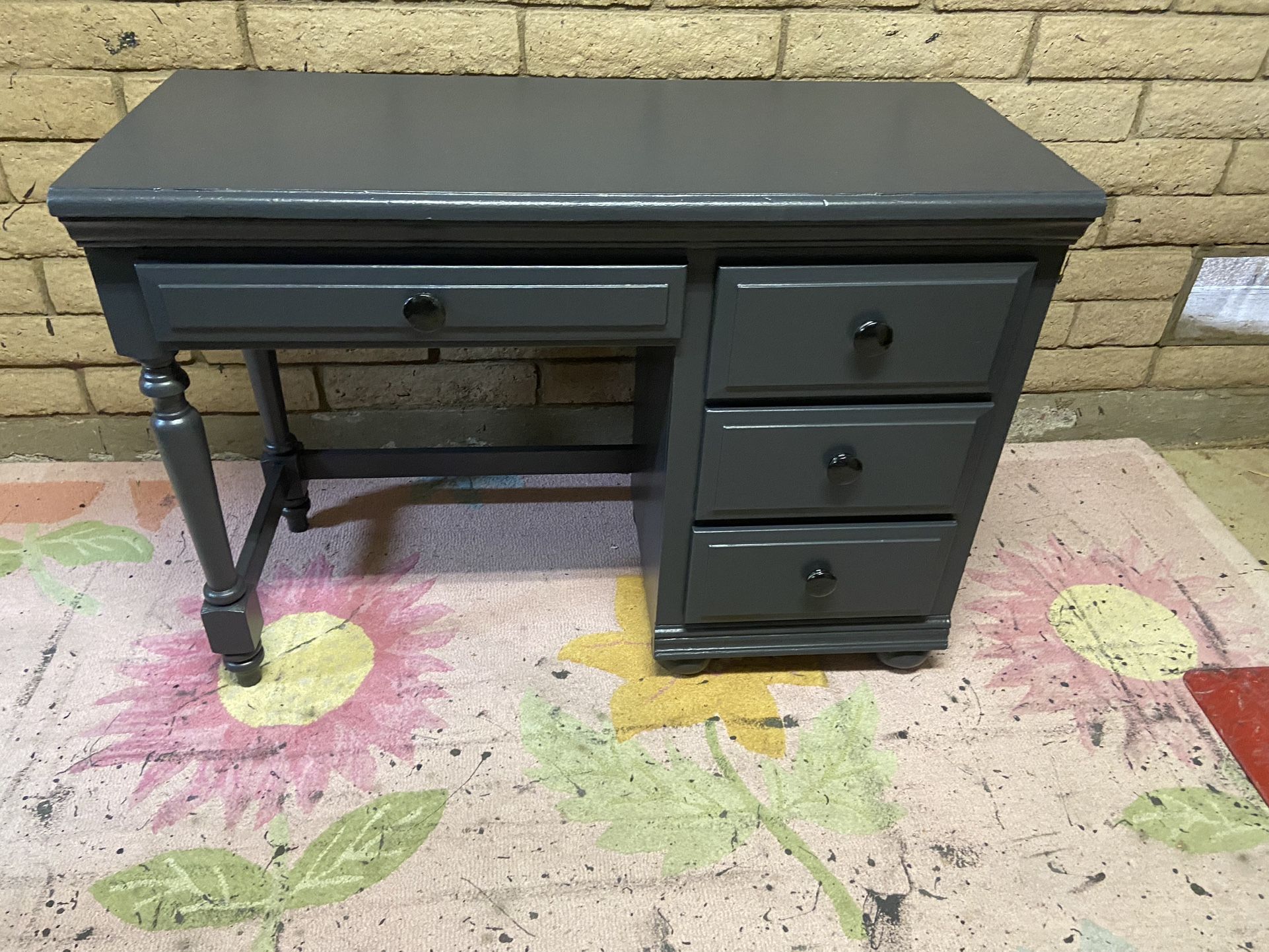 Vintage Bassett Dark Gray Desk