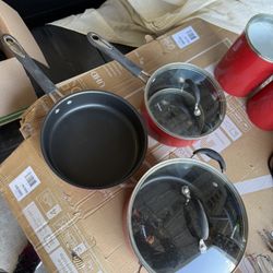 Pots, Pan, Kitchen canisters