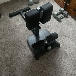 Sissy Squat Bench