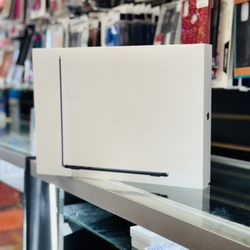 MacBook Air 13in M3 Chip 