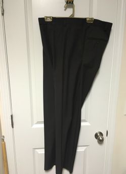 Kenneth Cole Reaction Dress Slacks. Size 36x32