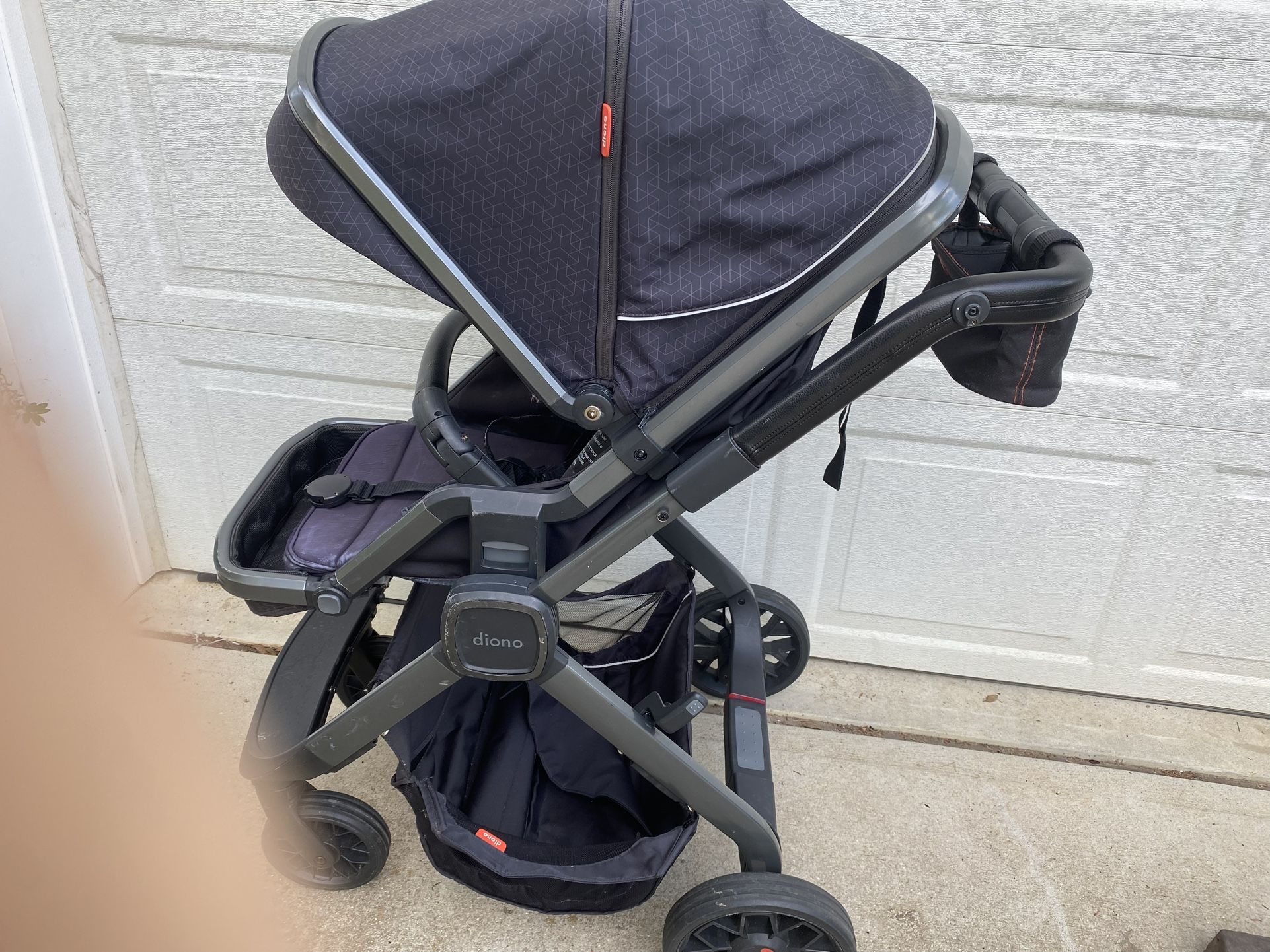 Diono Quantum Stroller