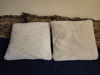 2 Large Ivory/Cream Faux Fur Throw Pillows 21 1/2in x 22in.