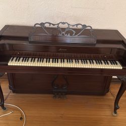 Acrosonic Piano 