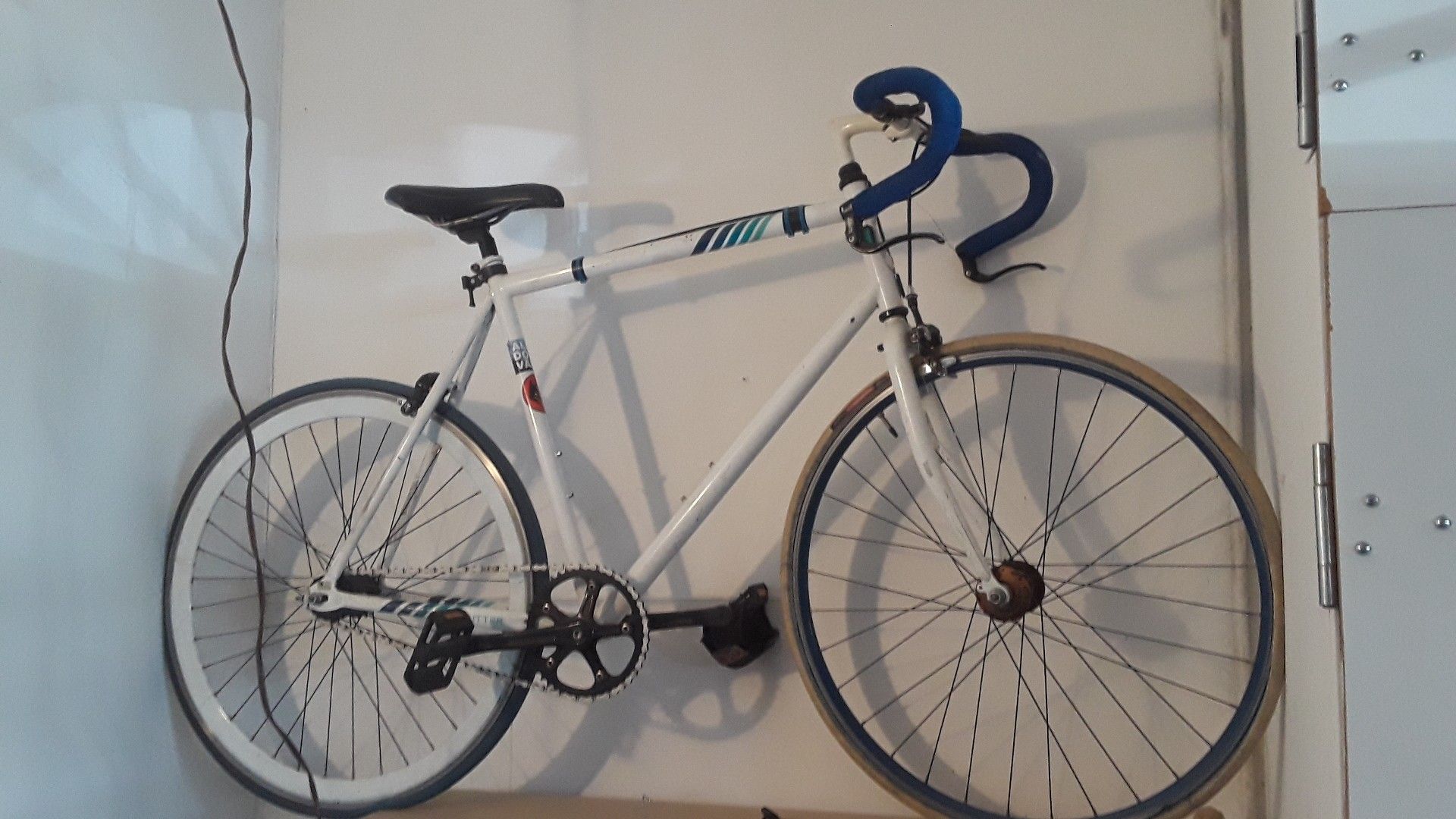 Bike 2013 Schwinn Cutter