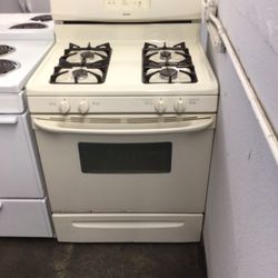 #9 Used Off White Gas Range